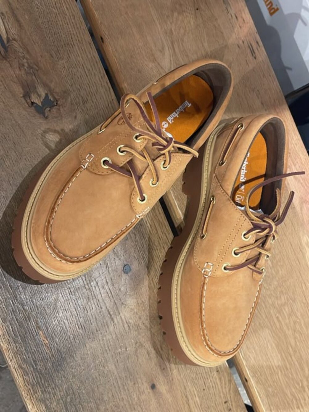 TIMBERLAND WOMEN'S STONE STREET BOAT SHOE WHEAT A6AUS-231 ALL SIZES - Picture 7 of 13